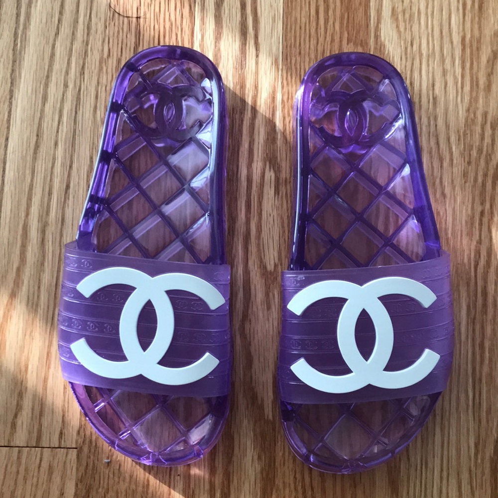Slides size 6